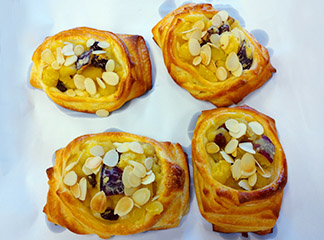 りんごとさつまいものデニッシュ作り実習写真